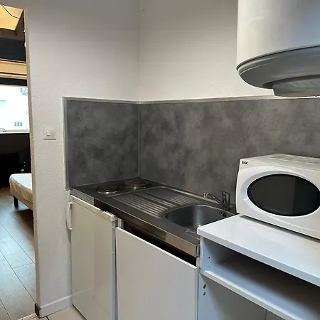 - Porte De France - Self Check In By Homenhancement *